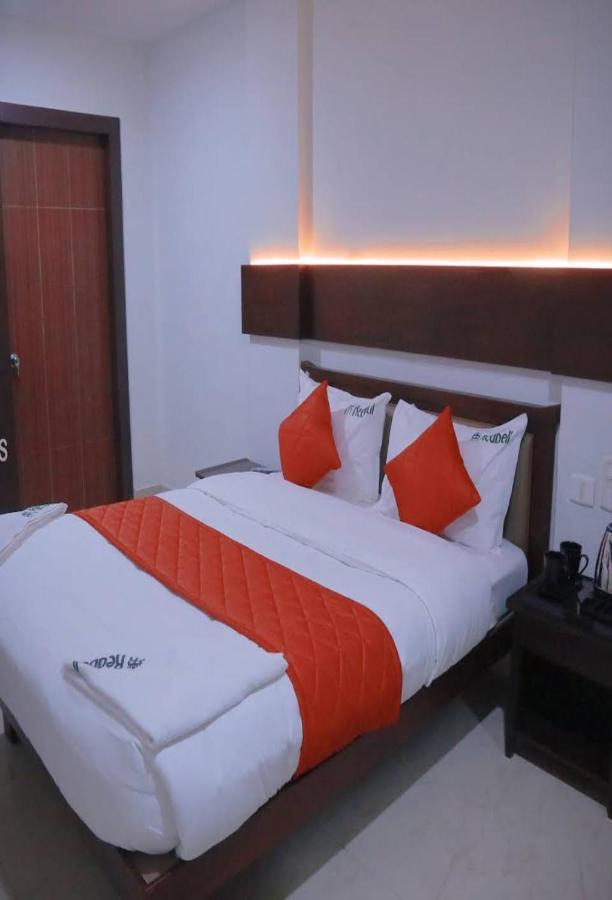 Redbell Suites Malapuram Malappuram Eksteriør billede
